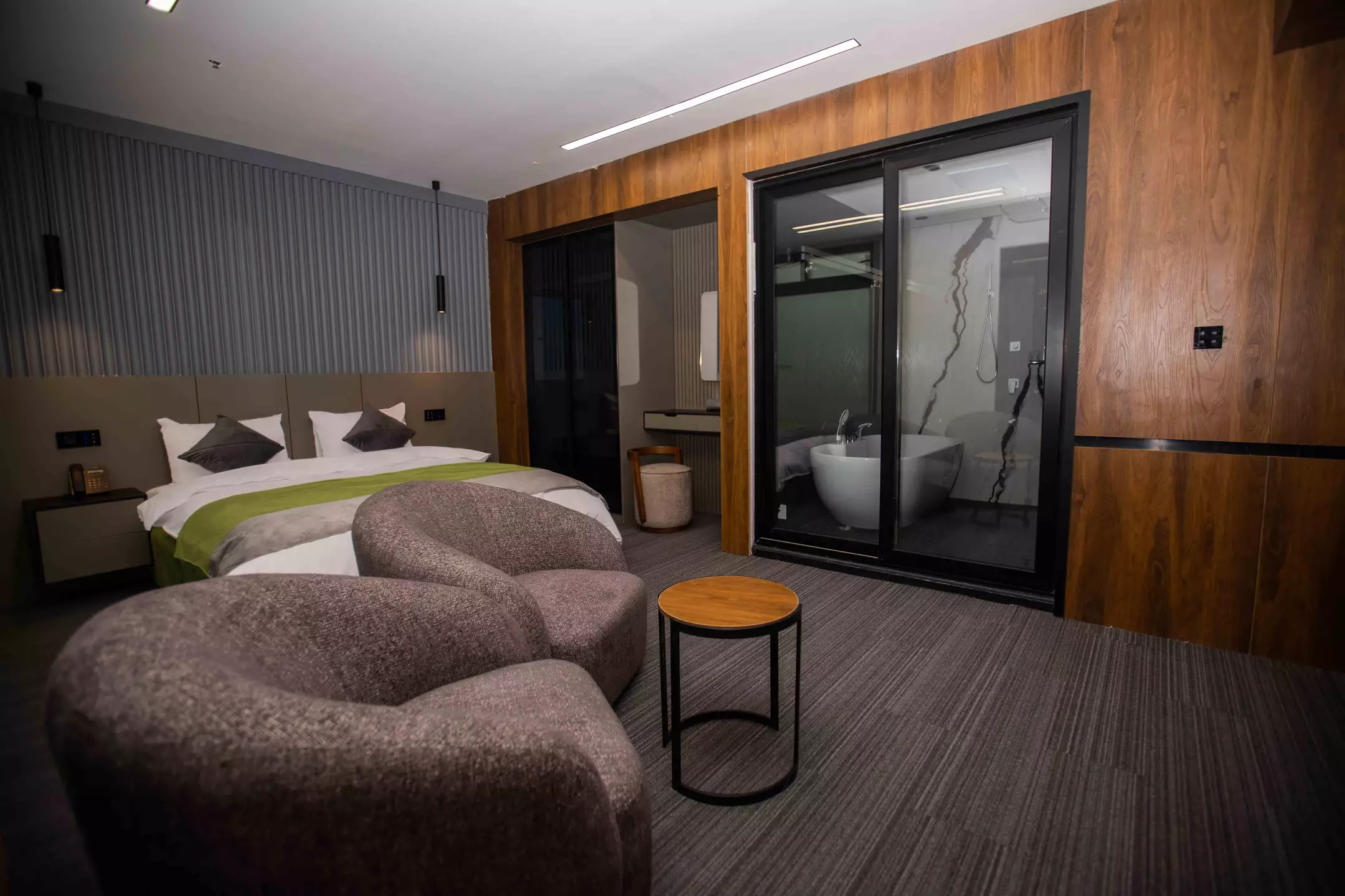 Alibaba https://cdn.alibaba.ir/ostorage/hotel-accommodation-images/67029484916cd6b7e8cc36b4_5fc9a5e1-f747-4e61-84fc-e1fa6f110a08_Radis (5).webp